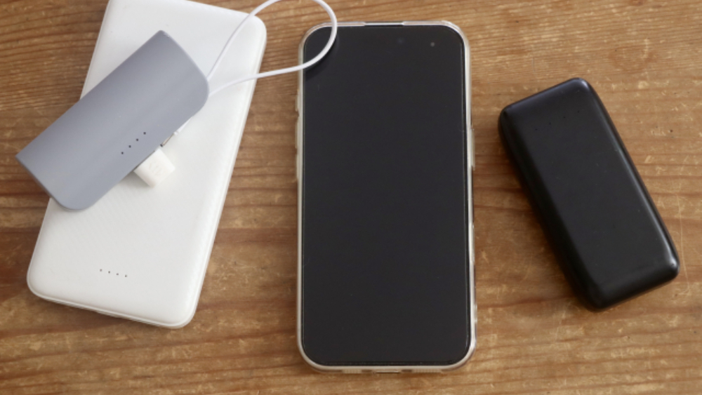 スマホとモバイルバッテリー